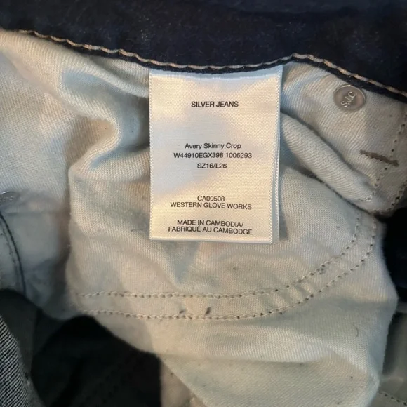 Silver Jeans Co. Avery Skinny Crop Jeans - Picture 8 of 15